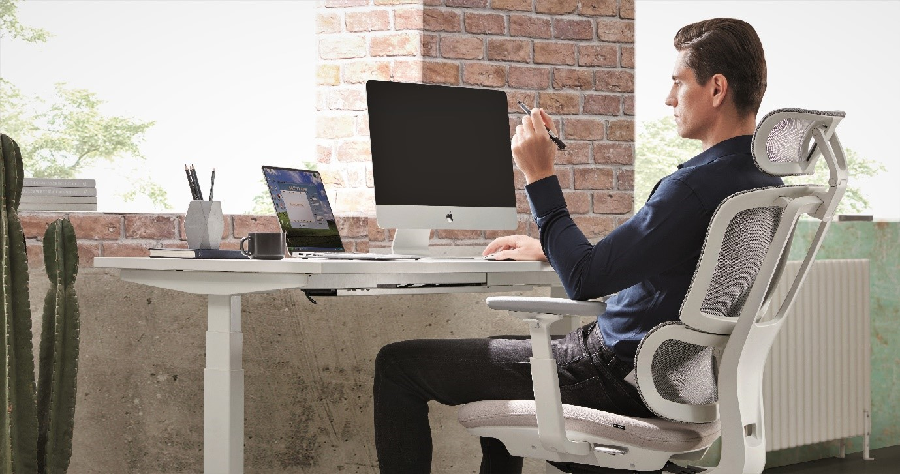 8 ways to improve your workplace ergonomics