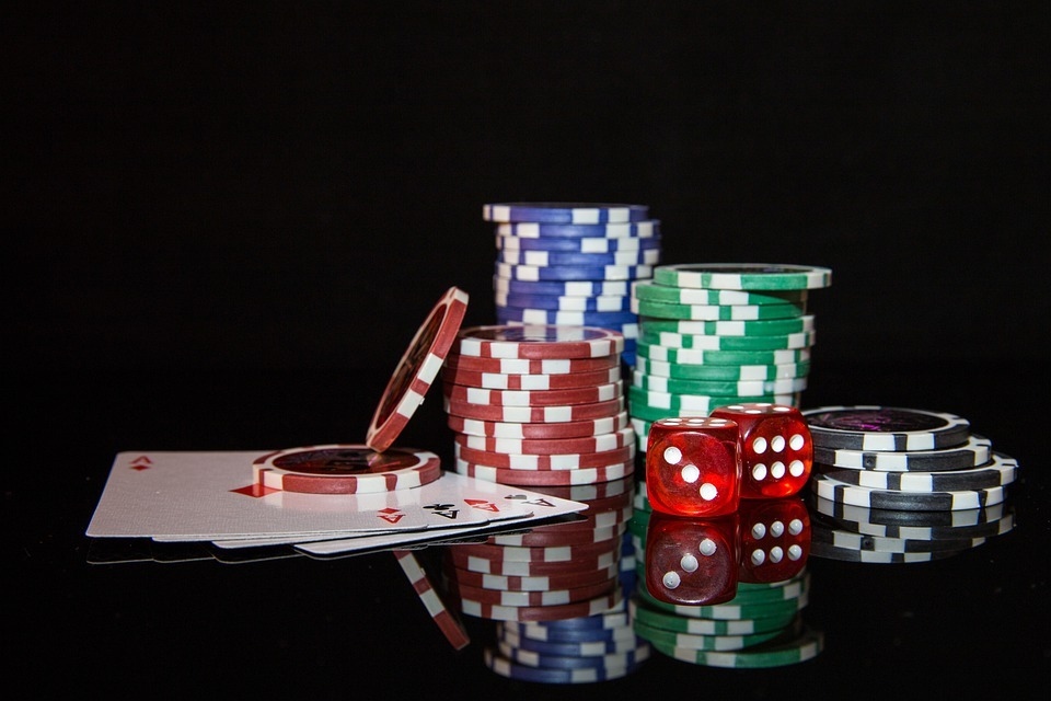 Why You Should Play At Online Casinos?