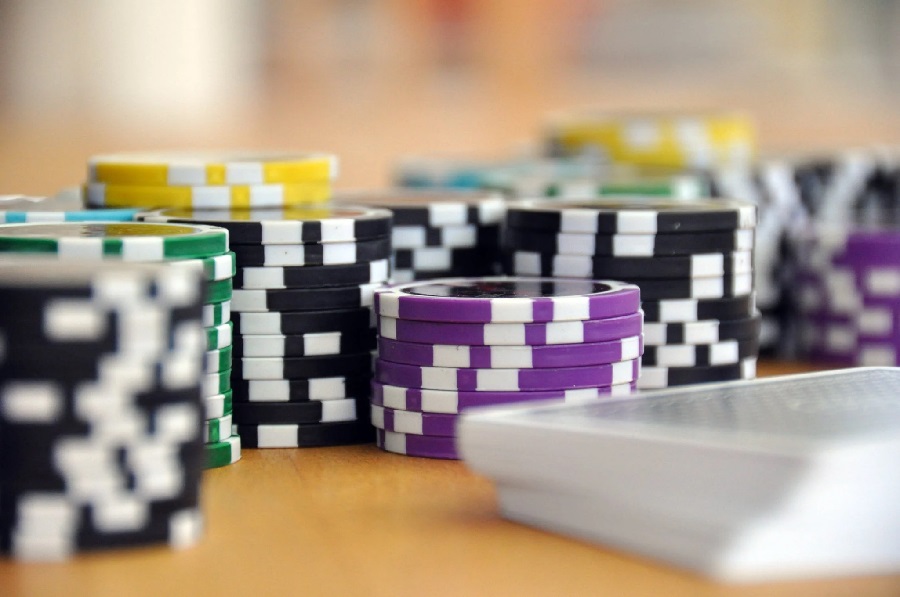 Different Tournament Structures Offered by Online Poker Sites